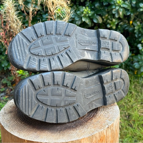 Blundstone #587 AU 9 - Picture 4 of 5